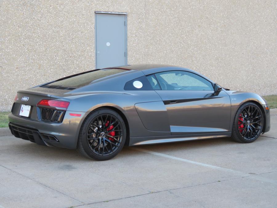  Audi R8 RWS 2018 года  (фото 8 из 70)